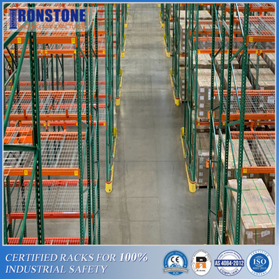 Teardrop Style Warehouse Pallet Rack