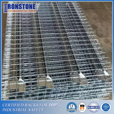 Water Penetrable Wire Decks For Heavy Duty Pallet Racks In Warehouse