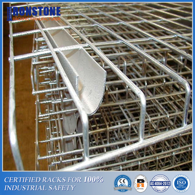 Teardrop Warehouse Pallet Racks suitable for 40"x48" US standard pallets